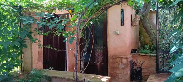 Image No.14-2 Bed Property for sale