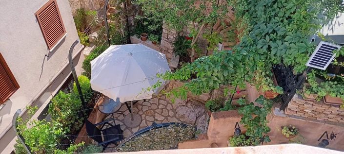 Image No.18-2 Bed Property for sale