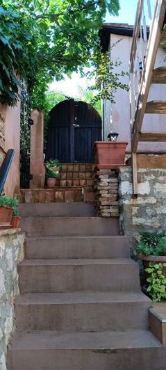 Image No.3-2 Bed Property for sale