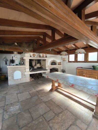 Image No.23-5 Bed Property for sale