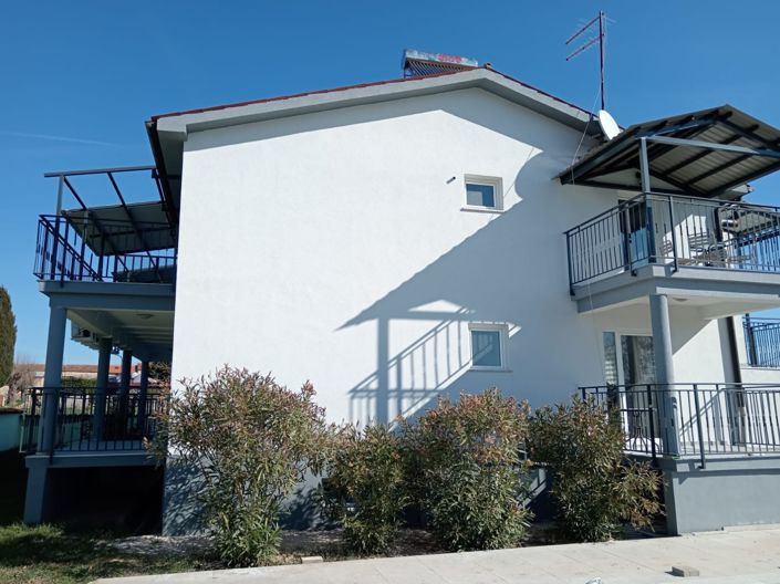 Image No.8-12 Bed Property for sale