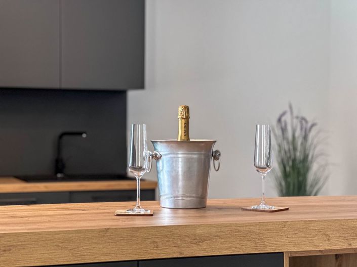 Image No.20-3 Bed Property for sale