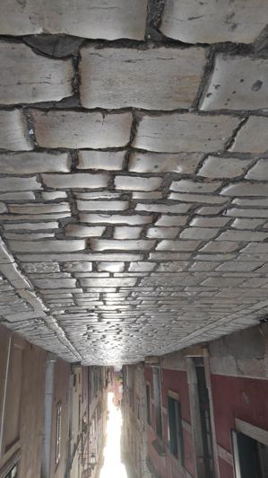 Image No.12-4 Bed Property for sale