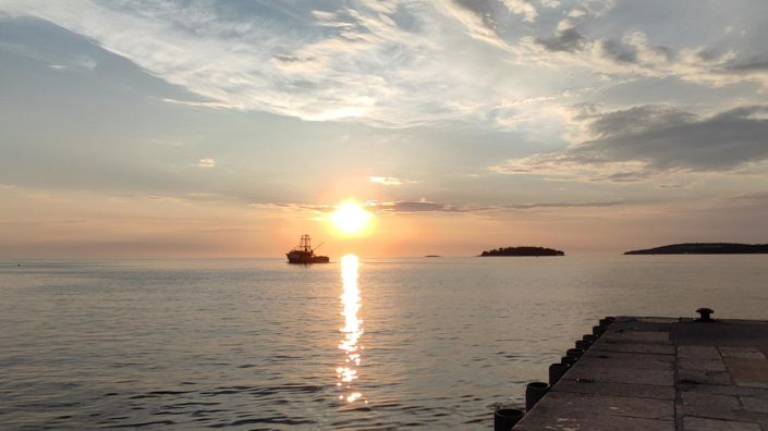 Image No.8-4 Bed Property for sale