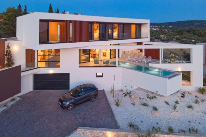 Image No.6-Propriété de 5 chambres à vendre à Primošten