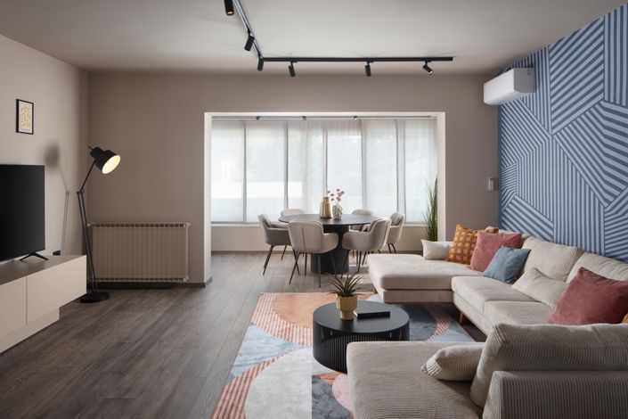 Image No.10-4 Bed Property for sale