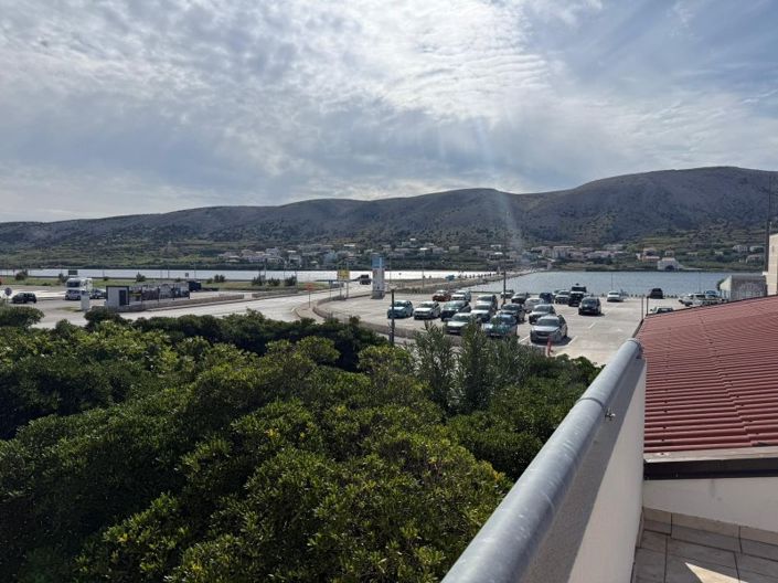 Image No.1-9 Bed Property for sale