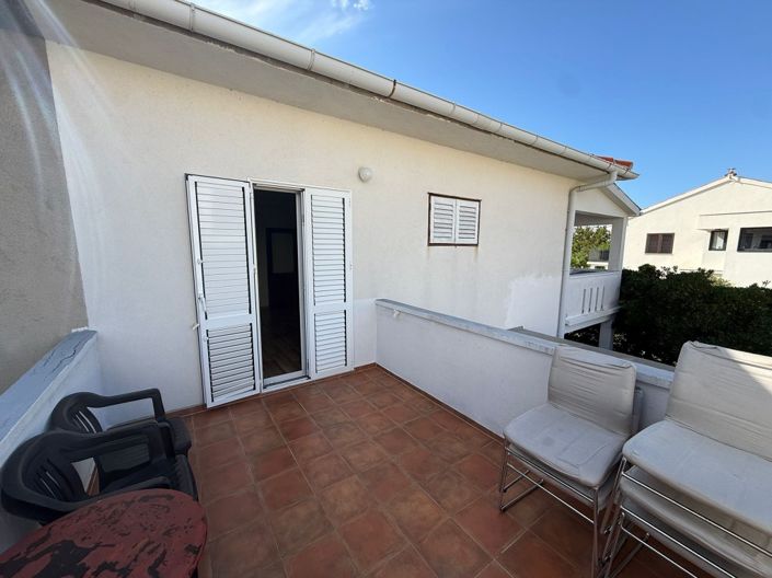 Image No.11-9 Bed Property for sale