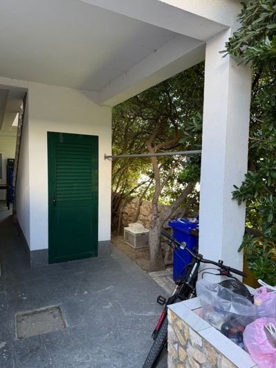 Image No.8-9 Bed Property for sale