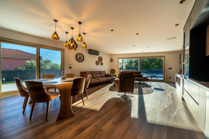 Image No.7-3 Bed Property for sale