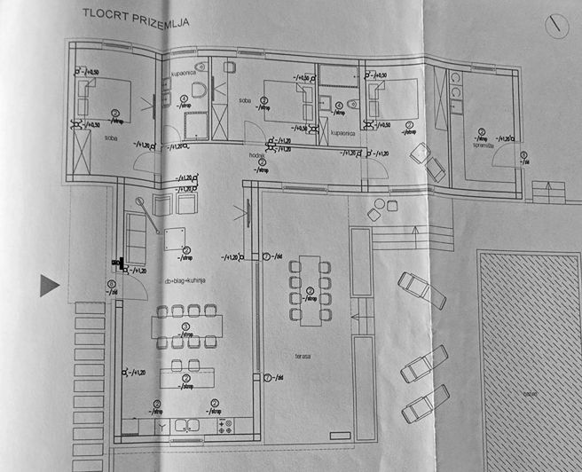 Image No.6-3 Bed Property for sale