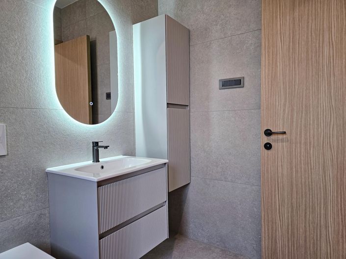 Image No.24-3 Bed Property for sale