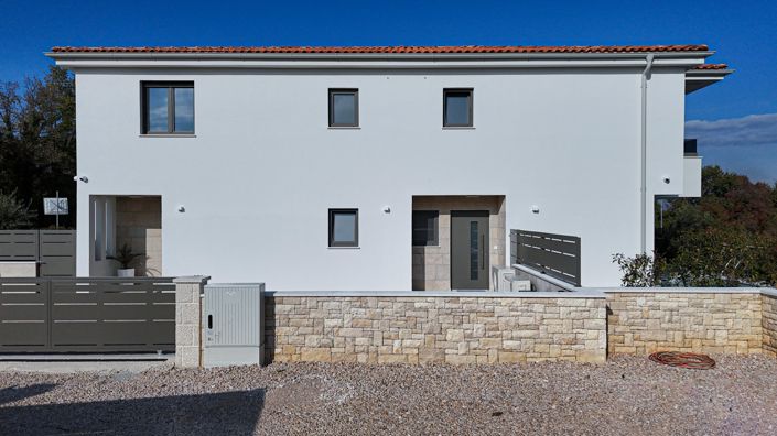 Image No.4-3 Bed Property for sale