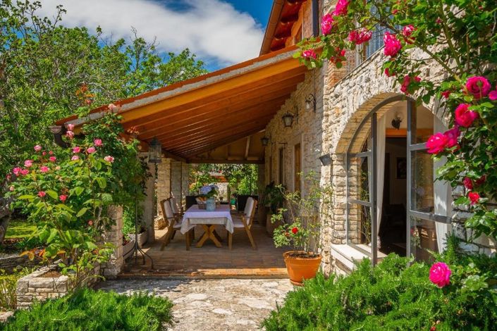 Image No.3-4 Bed Property for sale