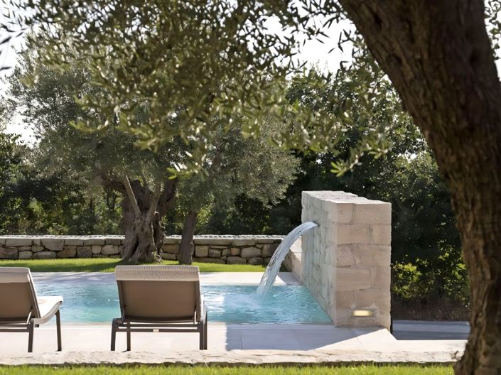 Image No.4-4 Bed Property for sale