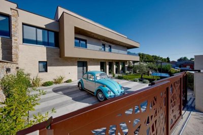 1 - Marcana, Propriété