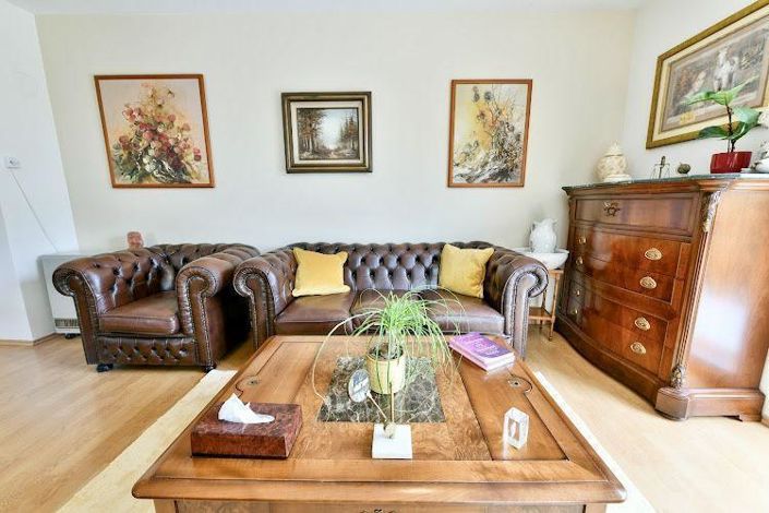 Image No.22-4 Bed Property for sale