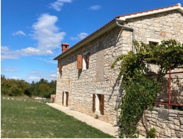 Image No.4-4 Bed Property for sale