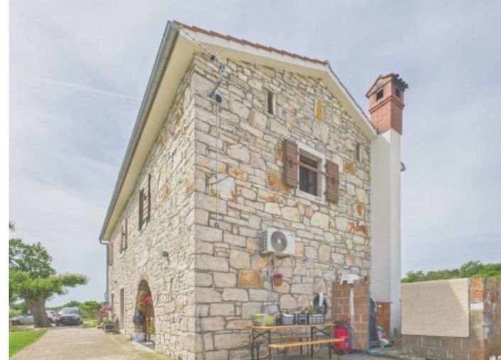 Image No.6-4 Bed Property for sale