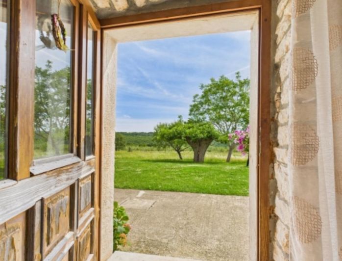 Image No.7-4 Bed Property for sale