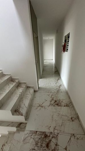 Image No.13-4 Bed Property for sale