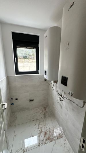 Image No.18-Propriété de 4 chambres à vendre à Kaštel Sucurac