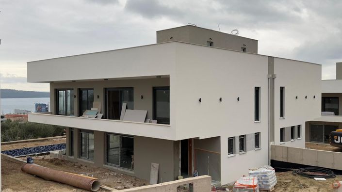 Image No.25-4 Bed Property for sale