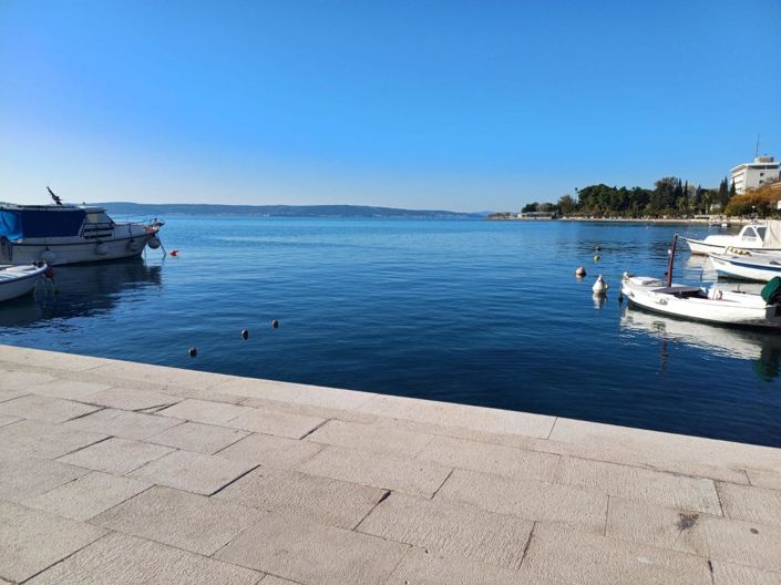 Image No.6-4 Bed Property for sale