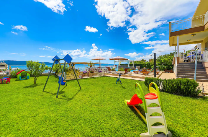 Image No.11-5 Bed Property for sale