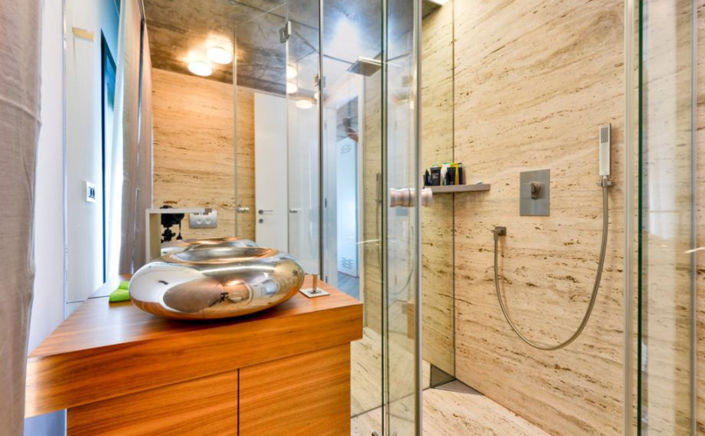 Image No.14-3 Bed Property for sale