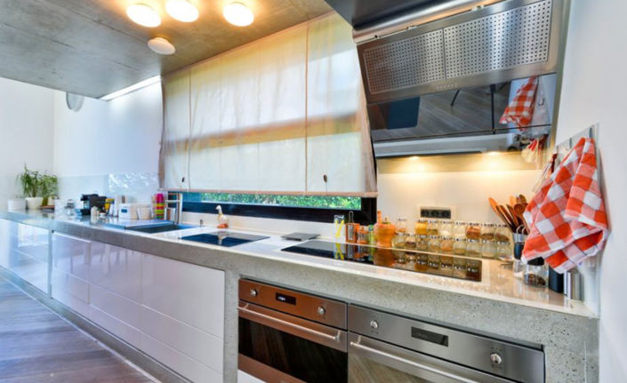 Image No.20-3 Bed Property for sale