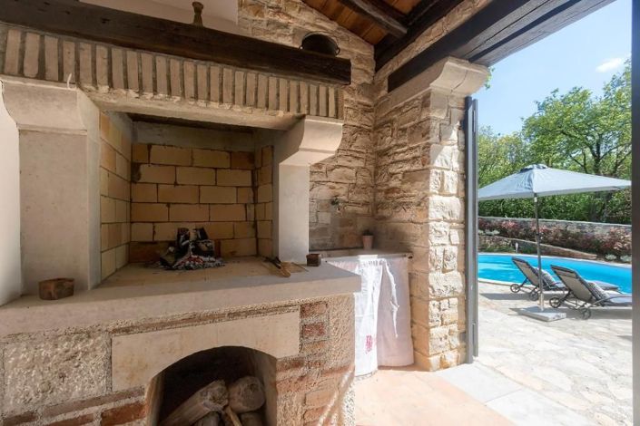 Image No.3-3 Bed Property for sale