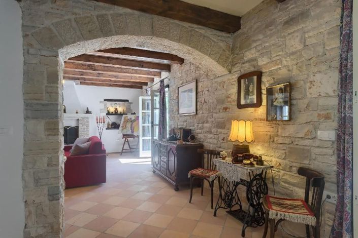 Image No.5-3 Bed Property for sale