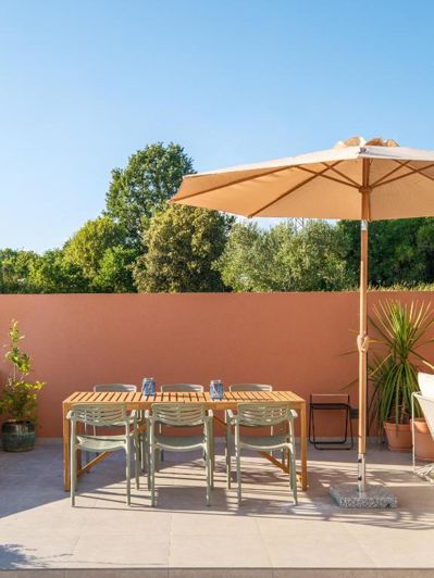 Image No.12-4 Bed Property for sale