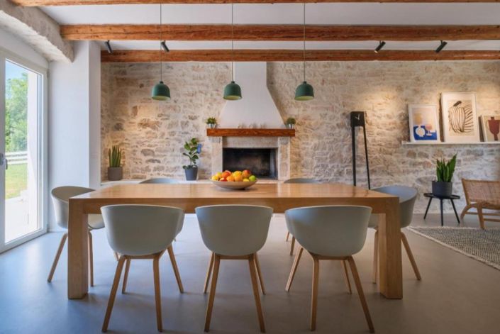 Image No.8-4 Bed Property for sale