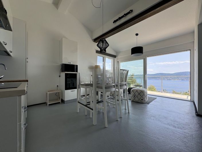 Image No.12-2 Bed Property for sale