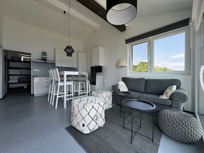 Image No.13-2 Bed Property for sale