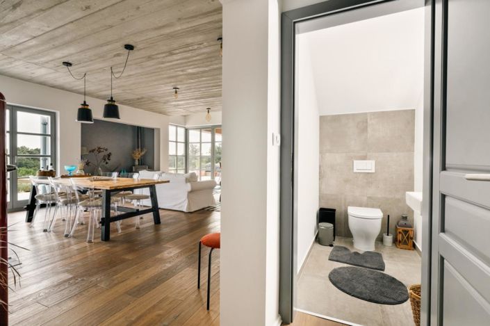 Image No.14-3 Bed Property for sale