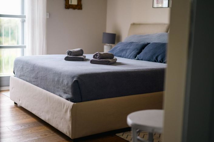 Image No.17-3 Bed Property for sale