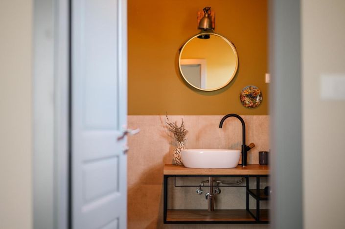 Image No.19-3 Bed Property for sale