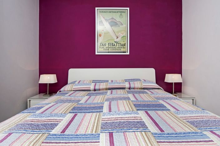 Image No.17-7 Bed Property for sale