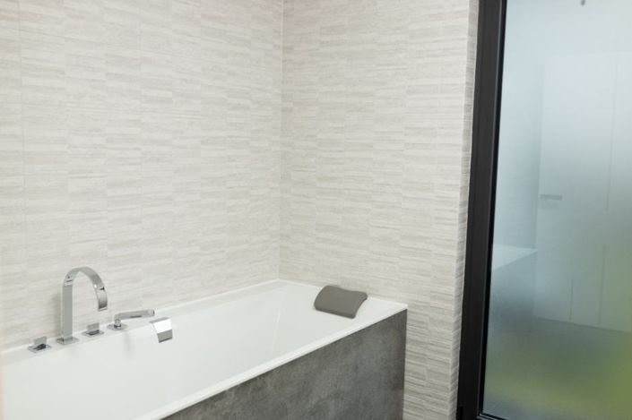 Image No.19-3 Bed Property for sale