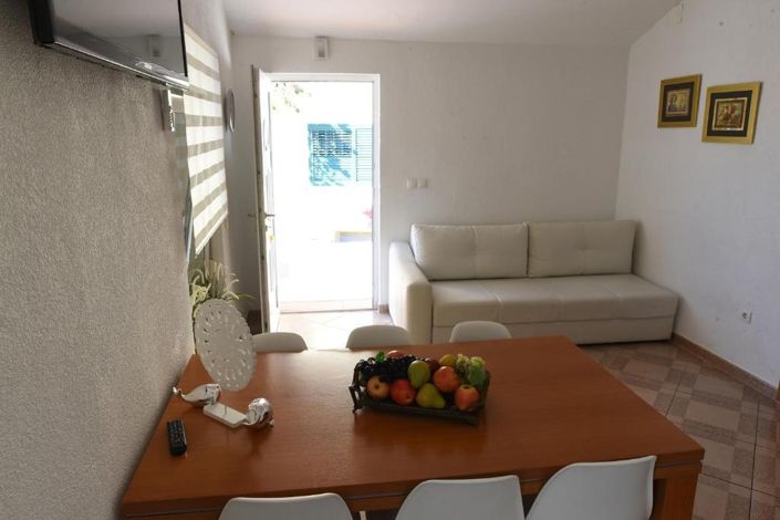 Image No.20-Propriété de 20 chambres à vendre à Novalja