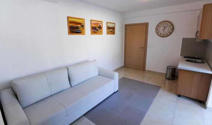 Image No.9-20 Bed Property for sale