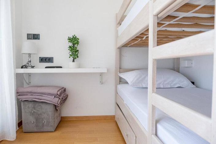 Image No.25-4 Bed Property for sale