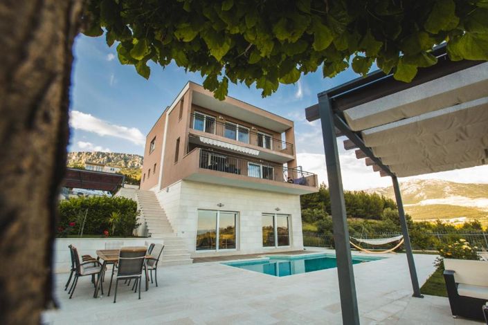 Image No.3-4 Bed Property for sale