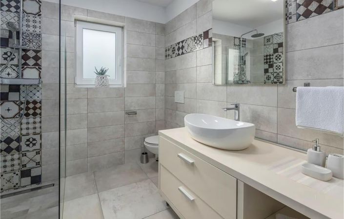 Image No.25-3 Bed Property for sale