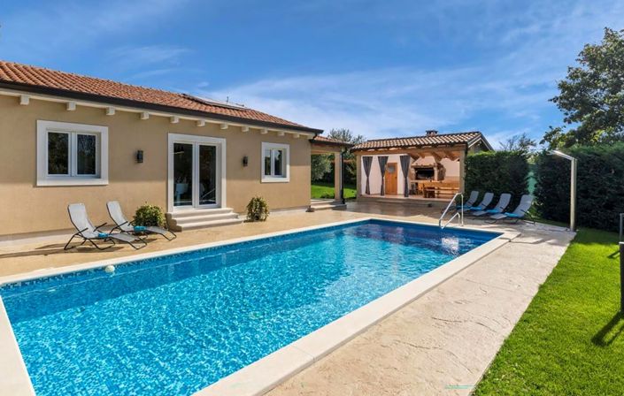 Image No.3-3 Bed Property for sale