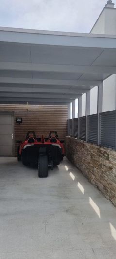 Image No.17-3 Bed Property for sale