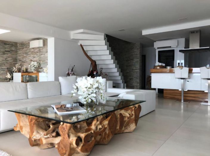 Image No.3-3 Bed Property for sale